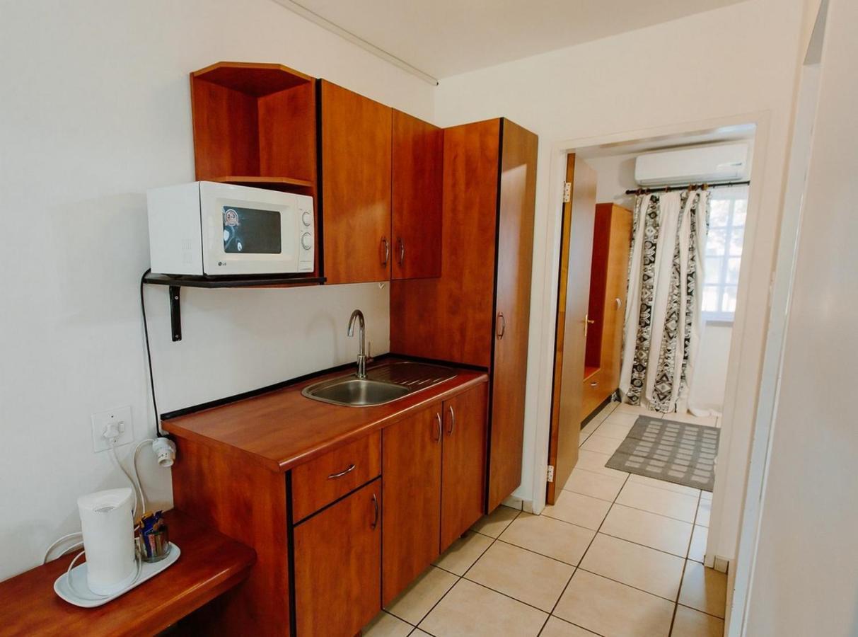Golden Candle Guest house
